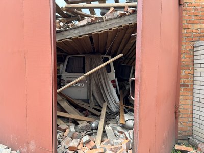 Армія РФ вдарила по Токарях на Сумщині: є травмована та руйнування Армія РФ вдарила по Токарях на Сумщині: є травмована та руйнування