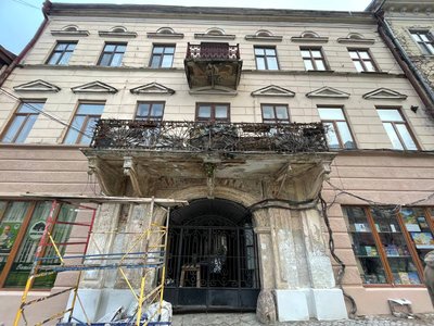 Скільки будинків відреставрували у Чернівцях у 2024 році: перелік