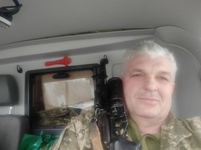 "Дідо має броньоване серце". Історія майора ЗСУ, який живе з уламком у серці "Дідо має броньоване серце". Історія майора ЗСУ, який живе з уламком у серці