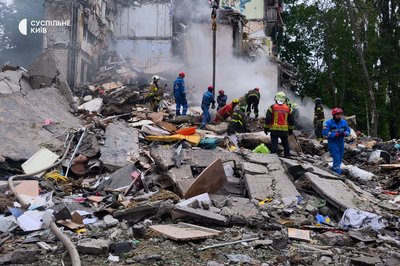 Армія РФ завдала ракетно-дронового удару по Києву: є загиблі та десятки постраждалих Армія РФ завдала ракетно-дронового удару по Києву: є загиблі та десятки постраждалих