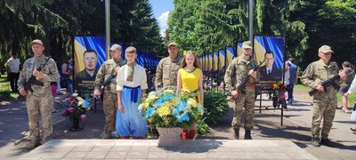 На Полтавщині у Лохвиці відкрили Алею Героїв На Полтавщині у Лохвиці відкрили Алею Героїв