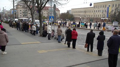 У Кропивницькому попрощалися з трьома загиблими на російсько-українській війні бійцями У Кропивницькому попрощалися з трьома загиблими на російсько-українській війні бійцями