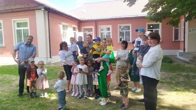 Діти з батьками Діти з батьками