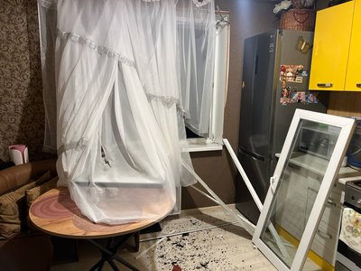 "Як загуло! Я нікуди не встигла сховатися". Що розповіли місцеві про ракетну атаку на Кривий Ріг "Як загуло! Я нікуди не встигла сховатися". Що розповіли місцеві про ракетну атаку на Кривий Ріг