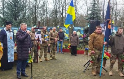 Втрати Черкащини: у Багачевому попрощались із полеглим захисником Втрати Черкащини: у Багачевому попрощались із полеглим захисником