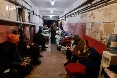 "Ми не виходили з підвалу 42 доби": історія переселенців з Лисичанська, які переїхали до Одеси "Ми не виходили з підвалу 42 доби": історія переселенців з Лисичанська, які переїхали до Одеси