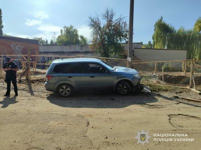 У Сумах в аварії травмувалася мати з 6-річною дитиною У Сумах в аварії травмувалася мати з 6-річною дитиною