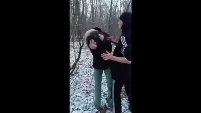 На Київщині підлітки побили дівчину, поліцейські почали розслідування На Київщині підлітки побили дівчину, поліцейські почали розслідування