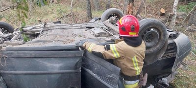 На Житомирщині сталася смертельна аварія — автомобіль перекинувся на дах На Житомирщині сталася смертельна аварія — автомобіль перекинувся на дах
