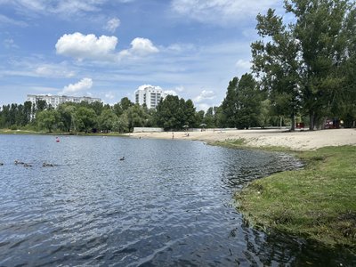 У Кременчуці розчищають водойми машиною-амфібією: як та для чого У Кременчуці розчищають водойми машиною-амфібією: як та для чого