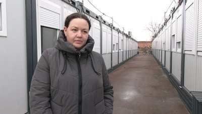 Обстріл Семенівки: жителі міста після атаки РФ переїжджають у модульні будинки у Чернігів Обстріл Семенівки: жителі міста після атаки РФ переїжджають у модульні будинки у Чернігів