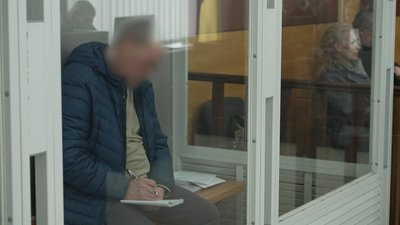 Мав подарунковий годинник від Пшонки: у Чернігові судять експрокурора, обвинуваченого в підготовці вбивств військових Мав подарунковий годинник від Пшонки: у Чернігові судять експрокурора, обвинуваченого в підготовці вбивств військових
