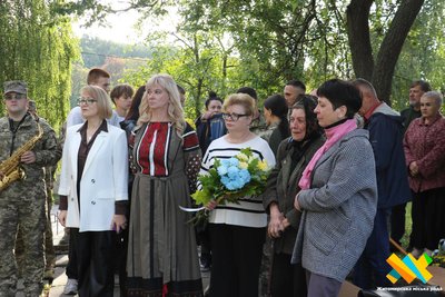 У Житомирі відкрили меморіальну дошку загиблому військовому Максиму Шарварчуку У Житомирі відкрили меморіальну дошку загиблому військовому Максиму Шарварчуку