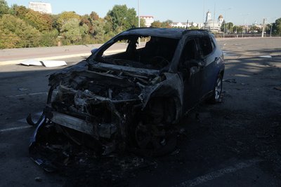 Удар по ТРЦ «Мануфактура у Сумах: ліквідація наслідків та розповіді очевидців Удар по ТРЦ «Мануфактура у Сумах: ліквідація наслідків та розповіді очевидців