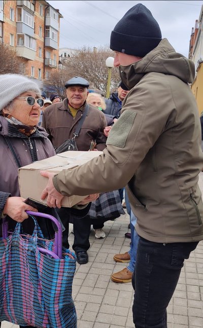 “Моє призначення — це люди”. Історія сумської волонтерки Ксенії Гриник “Моє призначення — це люди”. Історія сумської волонтерки Ксенії Гриник