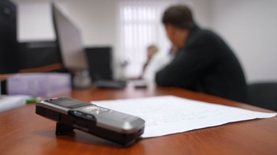 "Слухаємо і прокльони, і погрози": від 1 січня роботу експертних команд фіксують на диктофон "Слухаємо і прокльони, і погрози": від 1 січня роботу експертних команд фіксують на диктофон