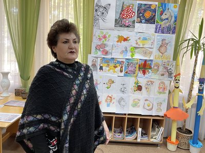 Бібліотекарка Валентина Єніна, Херсон Бібліотекарка Валентина Єніна, Херсон