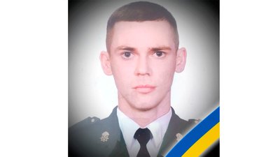 На Чернігівщині попрощалися з бійцями Андрієм Степуренком, Володимиром Грищенком, Андрієм Демченком і Леонідом Халімоном На Чернігівщині попрощалися з бійцями Андрієм Степуренком, Володимиром Грищенком, Андрієм Демченком і Леонідом Халімоном