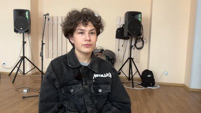 Молодіжний рок-гурт "Eterna" з Малина: від шкільної актової зали до фіналу всеукраїнського конкурсу Молодіжний рок-гурт "Eterna" з Малина: від шкільної актової зали до фіналу всеукраїнського конкурсу