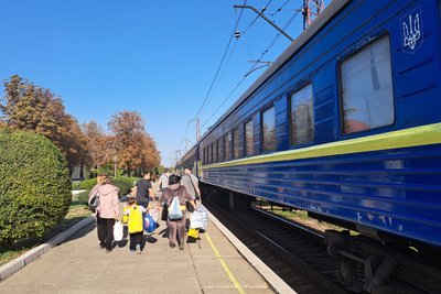 Транзитний центр для евакуйованих з Донецької області евакопотяг евакопотяг Павлоград Дніпропетровська область 3 жовтня 2024 рік Транзитний центр для евакуйованих з Донецької області евакопотяг евакопотяг Павлоград Дніпропетровська область 3 жовтня 2024 рік