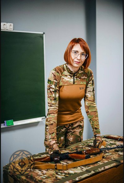 "Навчилася розуміти, що важливо": черкащанка розповіла про службу в Добровольчому формуванні "Навчилася розуміти, що важливо": черкащанка розповіла про службу в Добровольчому формуванні