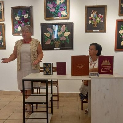 Рівненщині подарували чотири факсимільні видання. Що це за книги