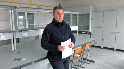Одна з лікарень у Луцьку відмовилась від бахил Одна з лікарень у Луцьку відмовилась від бахил