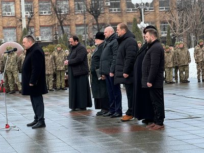 У Черкасах до четвертої річниці повномасштабної війни провели молебень У Черкасах до четвертої річниці повномасштабної війни провели молебень