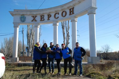 “Ми долаємо кригу, щоб прорости”: гуманітарна місія “Проліска” вже 10 років допомагає людям в зоні бойових дій “Ми долаємо кригу, щоб прорости”: гуманітарна місія “Проліска” вже 10 років допомагає людям в зоні бойових дій