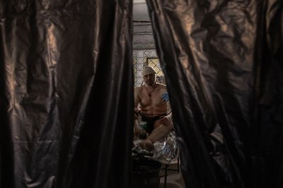 поранений український військовий у стабілізаційному пункті неподалік Торецька, 22 червня 2024 року поранений український військовий у стабілізаційному пункті неподалік Торецька, 22 червня 2024 року