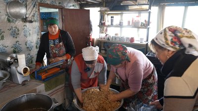 "У нас дуже великі запити": на Вінниччині "Станилівська гільдія" готує для оборонців "У нас дуже великі запити": на Вінниччині "Станилівська гільдія" готує для оборонців