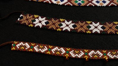 Відчувають захист завдяки прикрасам. Як на Буковині майстрині виготовляють старовинні ґердани та силянки | Жива спадщина