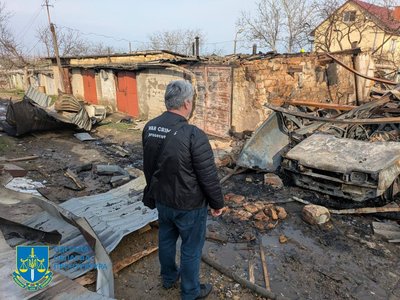 Прокуратура розслідує удар РФ дронами по Одещині: що зафіксовано Прокуратура розслідує удар РФ дронами по Одещині: що зафіксовано