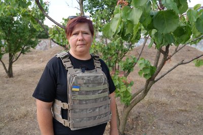 «Це просто знущання над рослинами». У парку Херсона комунальники виявили масову непрофесійну обрізку дерев «Це просто знущання над рослинами». У парку Херсона комунальники виявили масову непрофесійну обрізку дерев