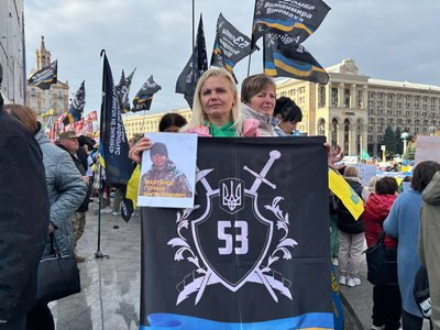 Жителі Дніпропетровщини долучилися до масштабної акції у Києві на підтримку полонених і зниклих військових Жителі Дніпропетровщини долучилися до масштабної акції у Києві на підтримку полонених і зниклих військових