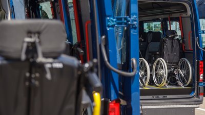 Шість громад Чернігівщини отримали "соціальні таксі" від благодійників Шість громад Чернігівщини отримали "соціальні таксі" від благодійників
