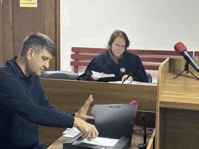 У Кременчуці суд переніс розгляд справи щодо вбивства водія маршрутки через відсутність свідків У Кременчуці суд переніс розгляд справи щодо вбивства водія маршрутки через відсутність свідків