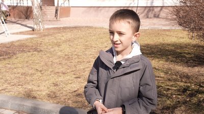 У Кропивницькому покладанням квітів й читанням поезії відзначили 212-річчя Тараса Шевченка У Кропивницькому покладанням квітів й читанням поезії відзначили 212-річчя Тараса Шевченка