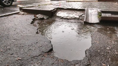Тактильна плитка, пандуси, відремонтовані тротуари: які заклади об'єднає маршрут безбар'єрності у Кропивницькому Тактильна плитка, пандуси, відремонтовані тротуари: які заклади об'єднає маршрут безбар'єрності у Кропивницькому