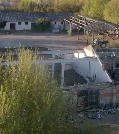 Фермер з Київщини навів вогонь на власну ферму, бо там були росіяни Фермер з Київщини навів вогонь на власну ферму, бо там були росіяни