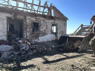 У Гоголівській ТГ на Полтавщині БпЛА зруйнував дім переселенців У Гоголівській ТГ на Полтавщині БпЛА зруйнував дім переселенців