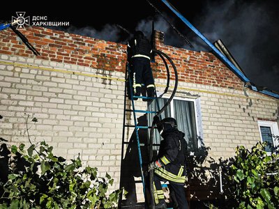 Через російські дрони на Харківщині згорів будинок на двох господарів Через російські дрони на Харківщині згорів будинок на двох господарів