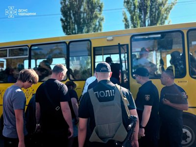 На Одещині евакуювали 340 пасажирів потяга після атаки РФ: серед них 67 дітей