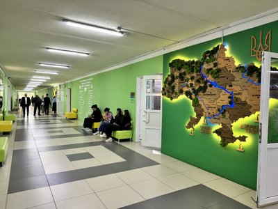 В університеті «Полтавська політехніка» завершили оновлення навчального корпусу В університеті «Полтавська політехніка» завершили оновлення навчального корпусу