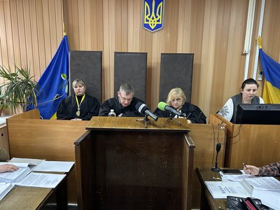 Суд у Кременчуці продовжив тримання під вартою депутата облради Дядика та його водія Суд у Кременчуці продовжив тримання під вартою депутата облради Дядика та його водія