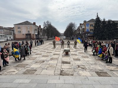 На Миколаївщині попрощались з військовим Олександром Гармашем