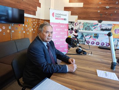Майже три тисячі зсувів і провалля на 350 метрів: науковець Іван Калинич про загрози для Закарпаття Майже три тисячі зсувів і провалля на 350 метрів: науковець Іван Калинич про загрози для Закарпаття