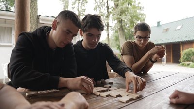 Катання на конях та квадроциклах: на Вінниччині діти з інвалідністю навчаються в оздоровчому таборі Катання на конях та квадроциклах: на Вінниччині діти з інвалідністю навчаються в оздоровчому таборі