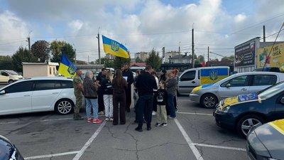 У Вінниці відбувся автопробіг у пам'ять про полеглого Ігоря Зайця У Вінниці відбувся автопробіг у пам'ять про полеглого Ігоря Зайця