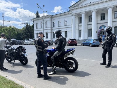Чому мотопатруль у Полтаві працює в посиленому режимі? Чому мотопатруль у Полтаві працює в посиленому режимі?